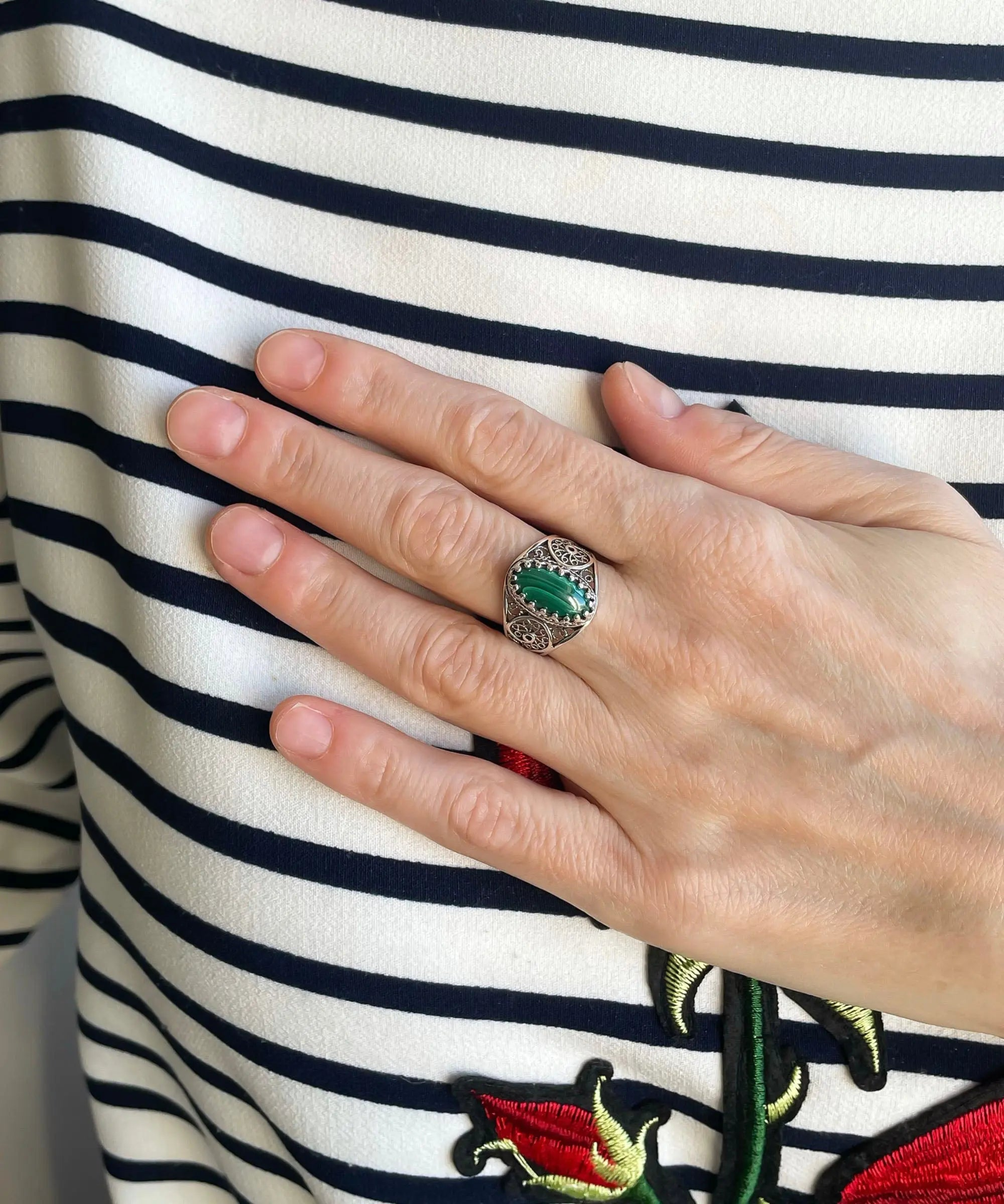 Sterling Silver Filigree Art Malachite Gemstone Oval Cocktail Ring